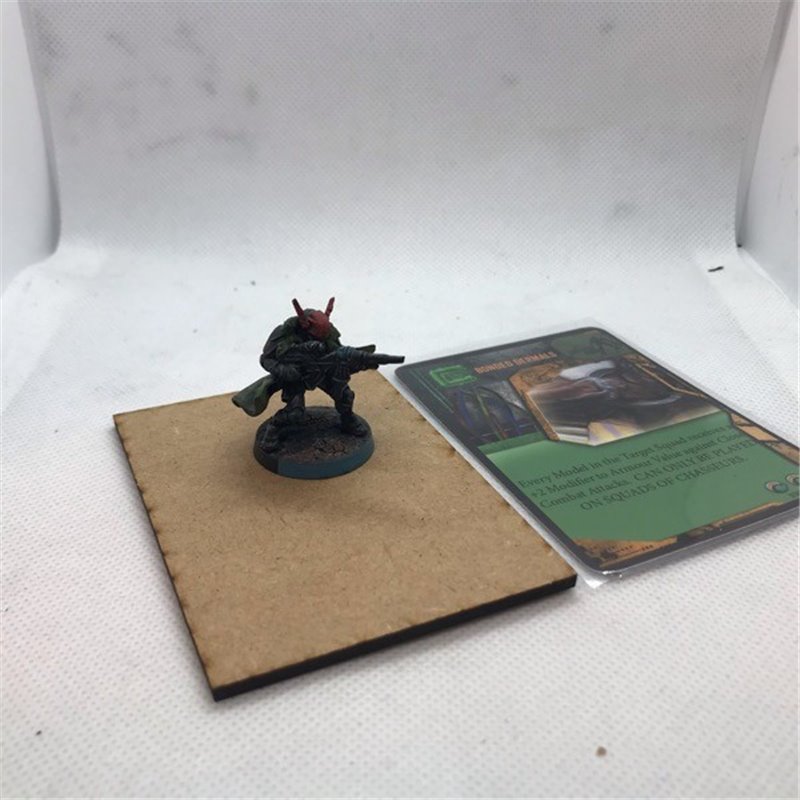 RSL Gaming AB | 88x63mm MDF-bas (TCG), Rektangulär