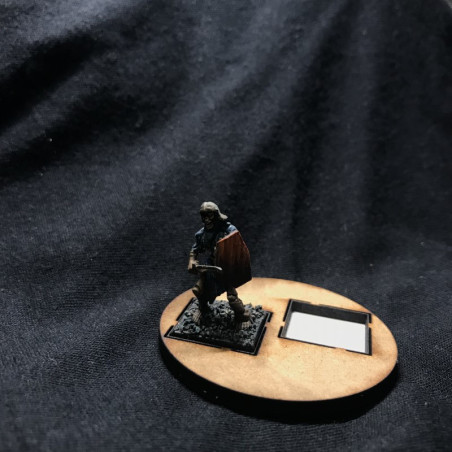 RSL Gaming AB | SAGA Hero-sabotbas, 2x20mm fyrkantiga till 60mm