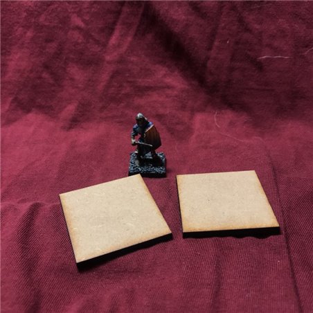 RSL Gaming AB | Fyrkantig 40mm MDF-bas