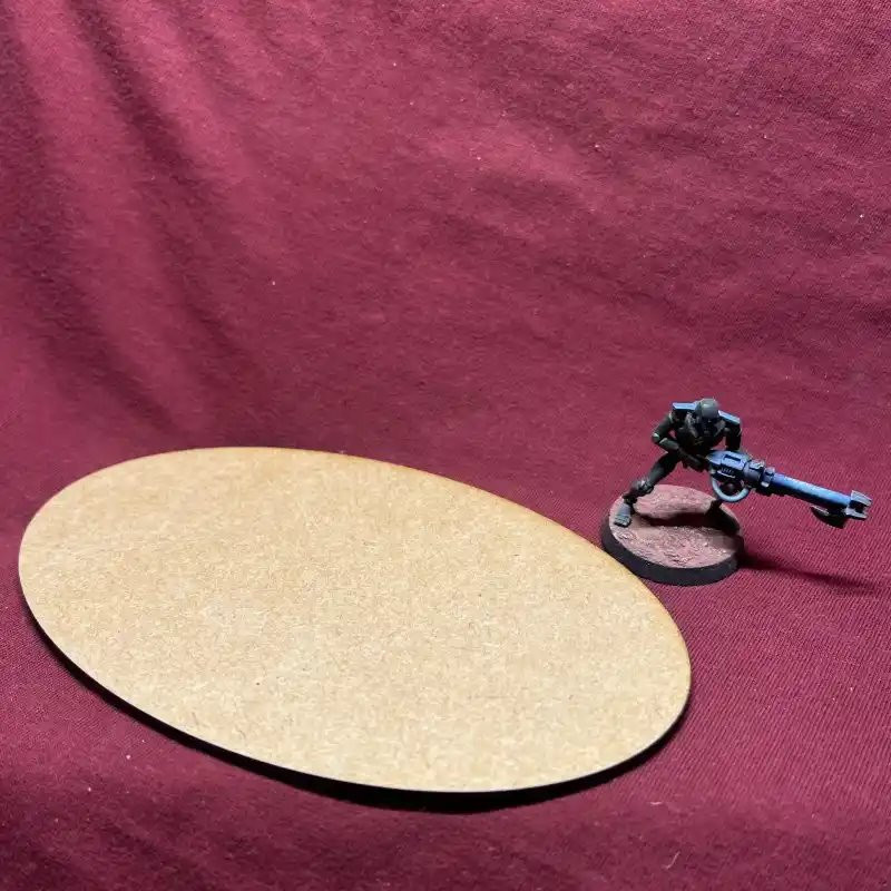RSL Gaming AB | Oval 150x90mm MDF-bas